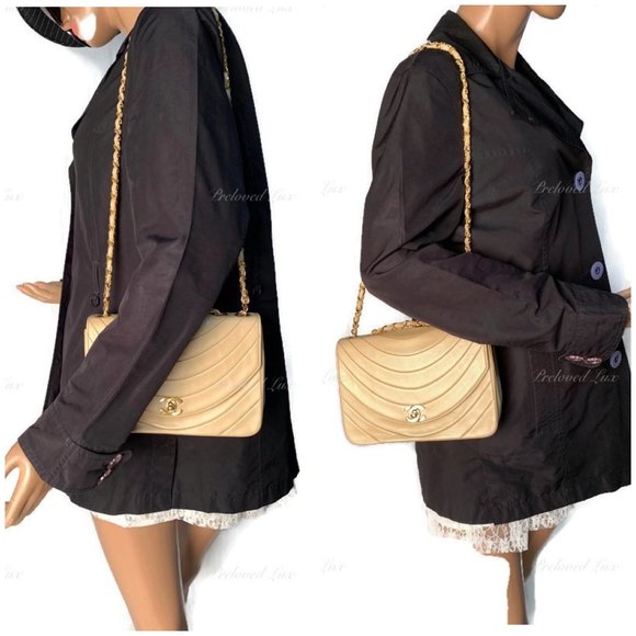 Authentic CHANEL Lambskin Vintage Small Flap Bag Beige / Gold Hardware - Picture 13 of 14